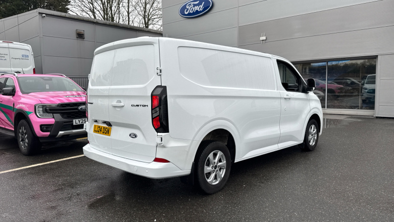 Ford Transit Custom 300 L1 Diesel Fwd 2.0 EcoBlue 136ps H1 Van Limited